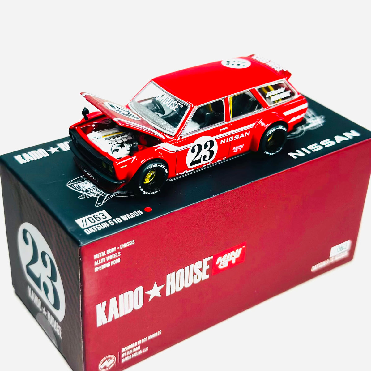 MINI GT x KAIDO HOUSE COLLAB FACTORY SEALED DATSUN KAIDO 510 WAGON CARBON  FIBER V2 #063