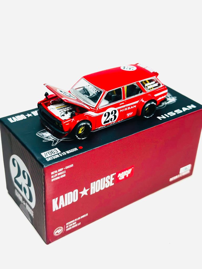 MINI GT x KAIDO HOUSE COLLAB DATSUN KAIDO 510 WAGON CARBON FIBER V2 #063