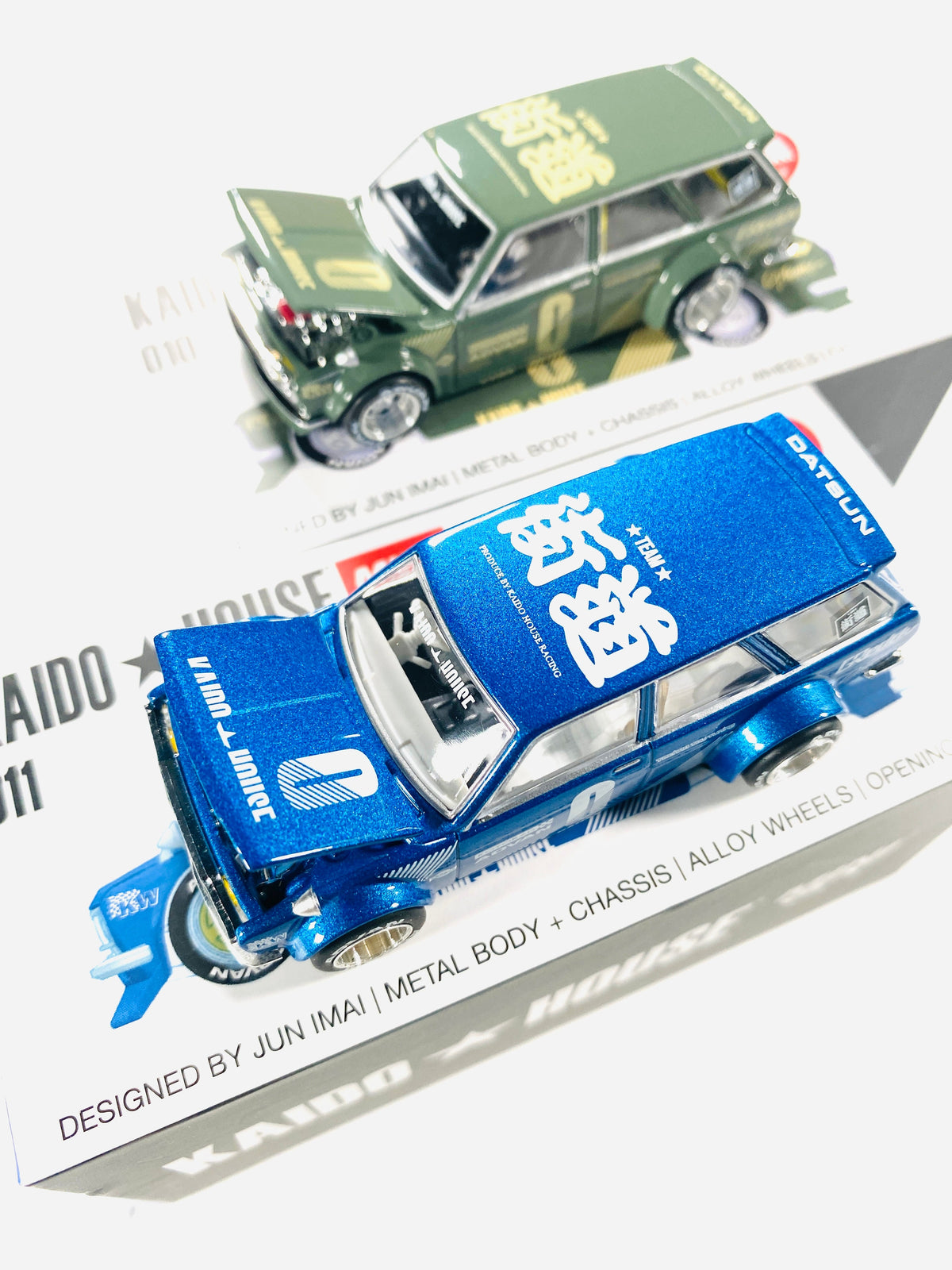 MINI GT x KAIDO HOUSE COLLAB DATSUN KAIDO 510 WAGON BLUE & GREEN LIMITED  EDITION PAIR #010 & #011 (2 Cars)